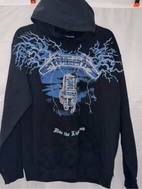 Metallica 'Ride the Lightning' Black Zip-Up Hoodie - Blue Graphic